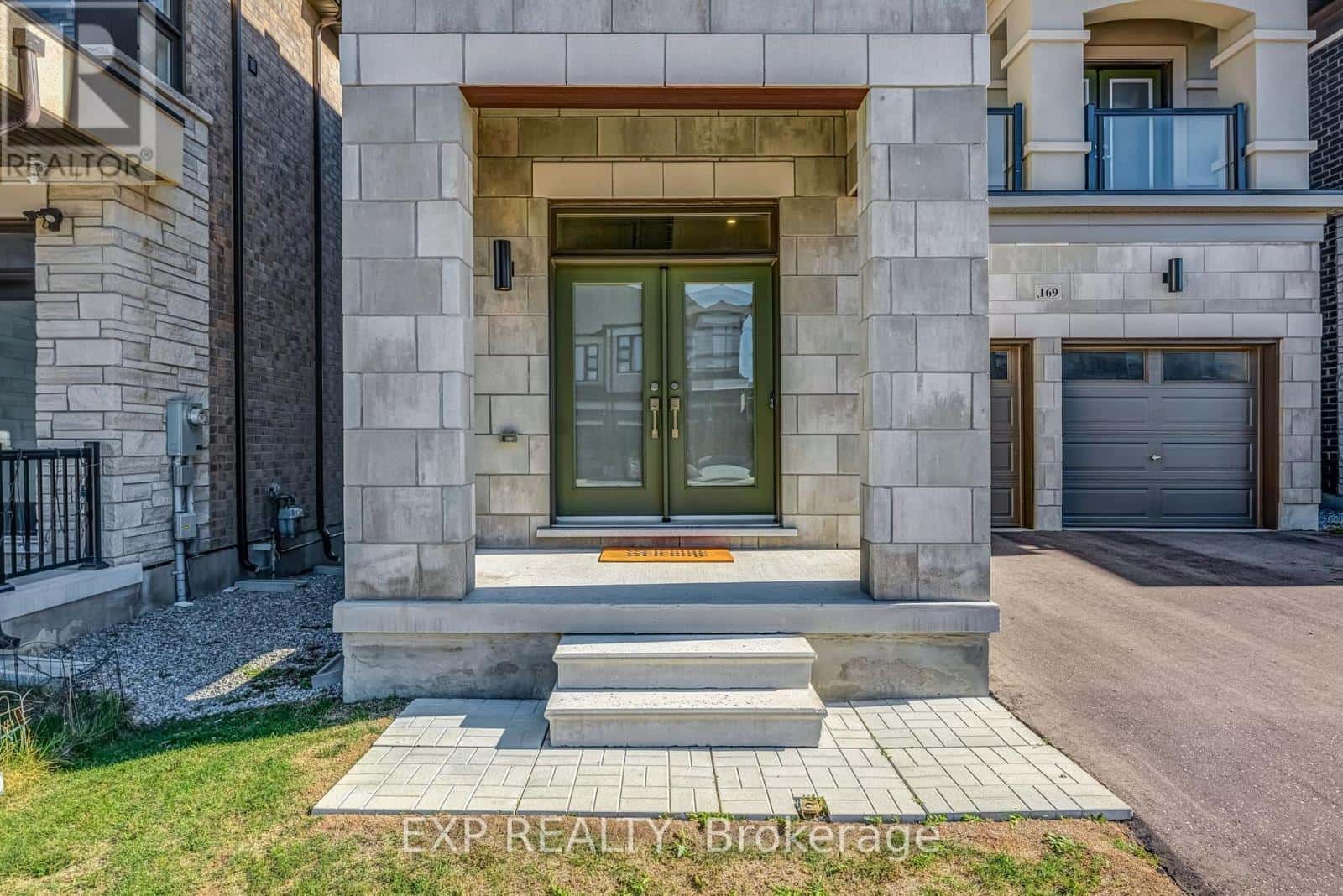 169 BAWDEN DRIVE — Richmond Hill, Ontario - Photo 3 of 48