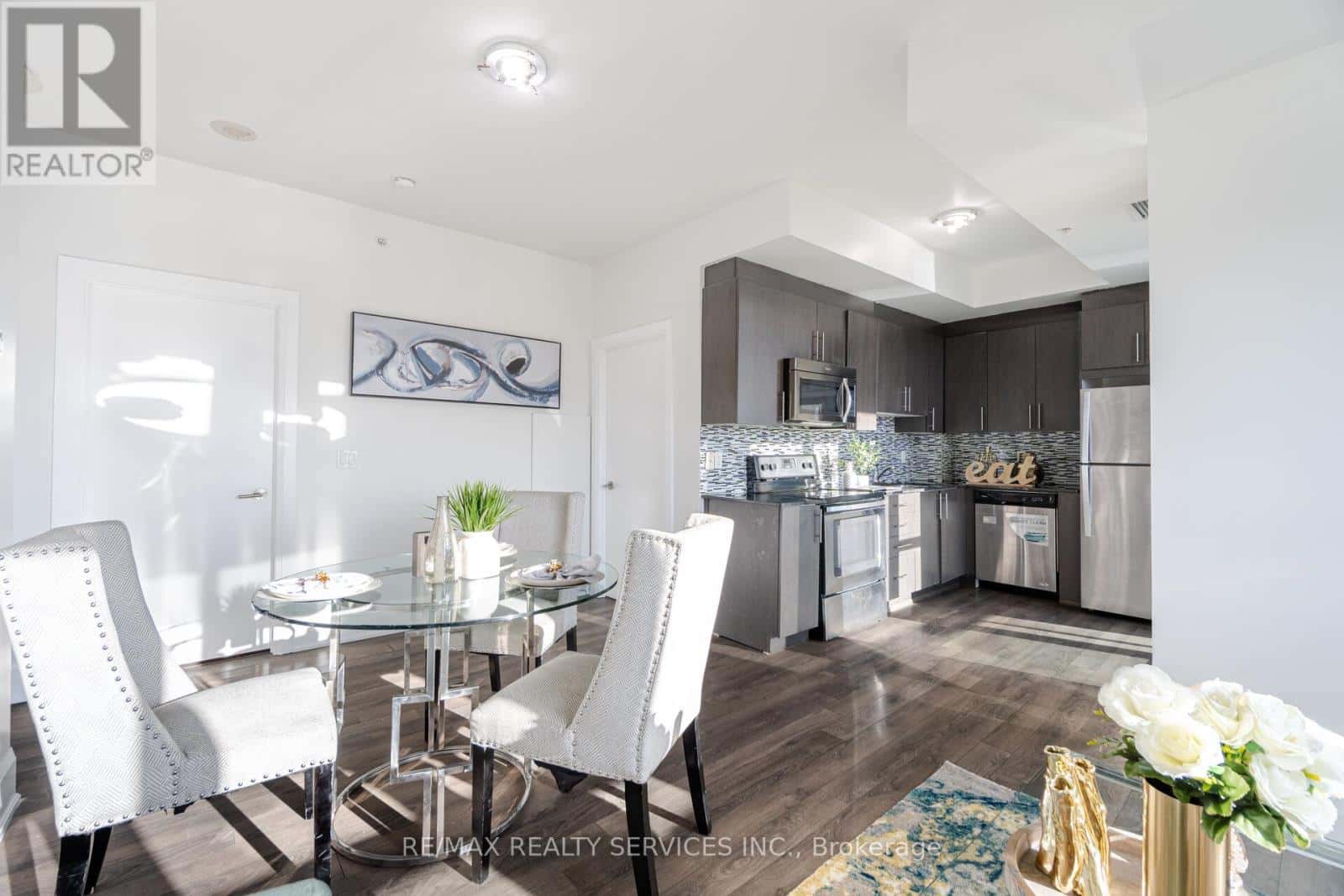 508 - 45 YORKLAND BOULEVARD — Brampton (Goreway Drive Corridor), Ontario - Photo 2 of 47