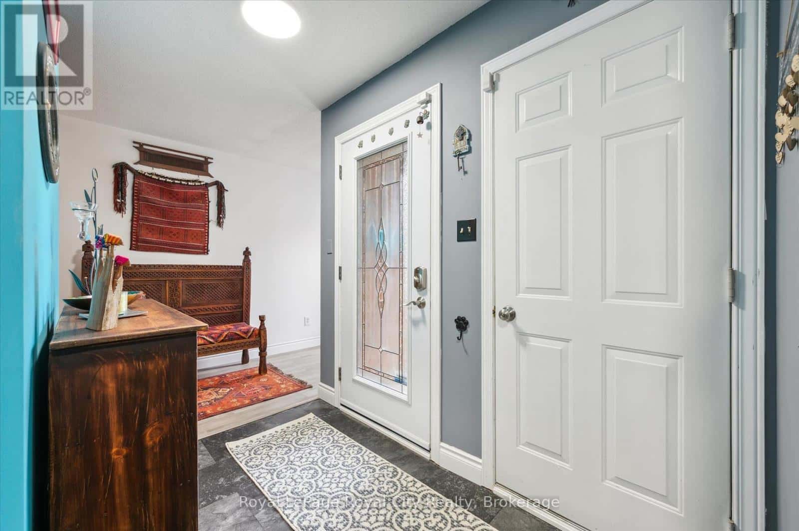 21 MARILYN DRIVE — Guelph (Riverside Park), Ontario - Photo 5 of 49