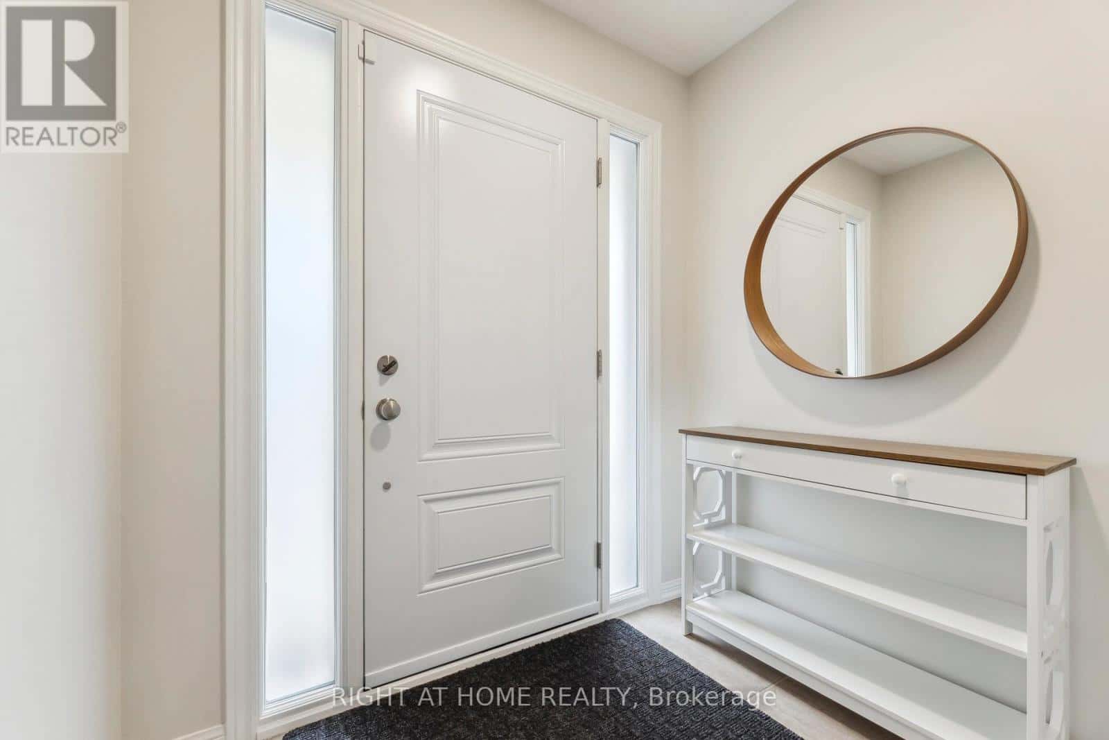 92 LONGUEUIL PLACE — Whitby (Pringle Creek), Ontario - Photo 3 of 46