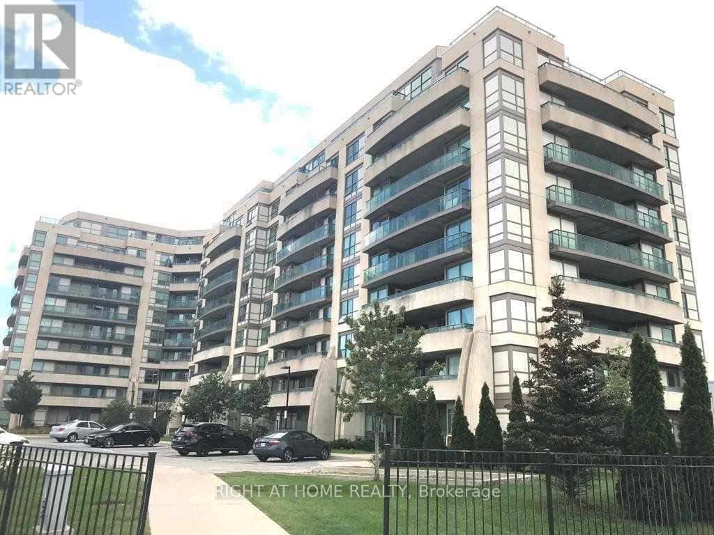 75 Norman Bethune Avenue 221