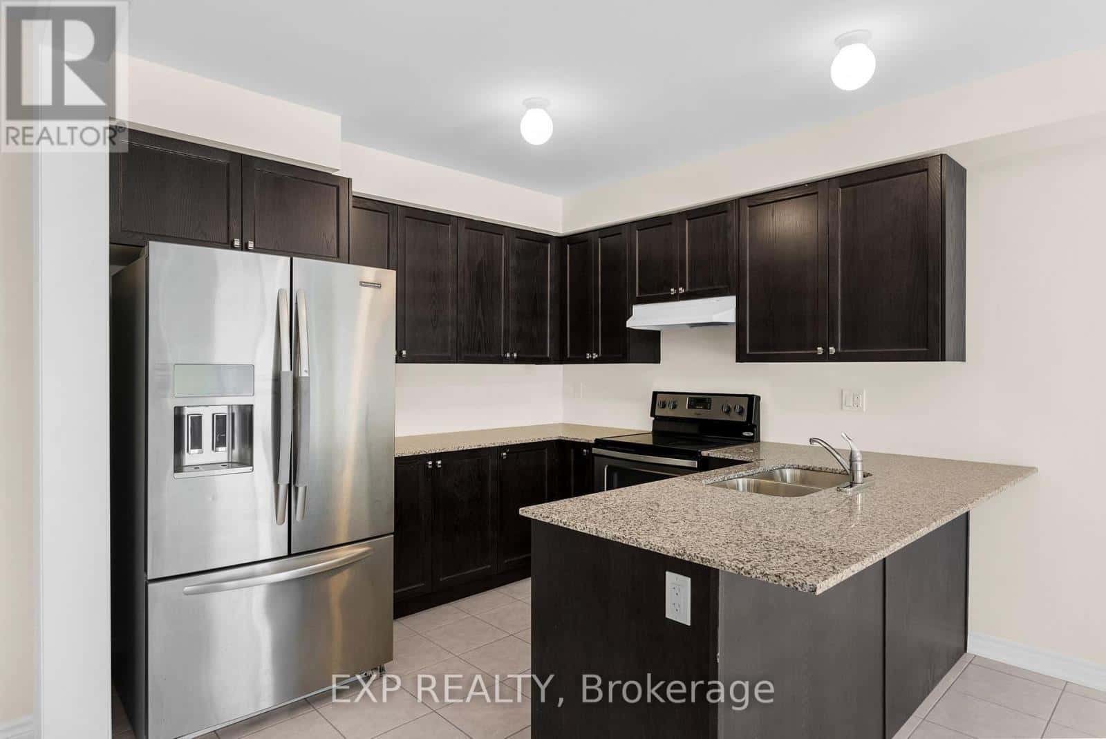 Georgina (Sutton & Jackson's Point), Ontario — Georgina (Sutton & Jackson's Point), Ontario - Photo 3 of 33