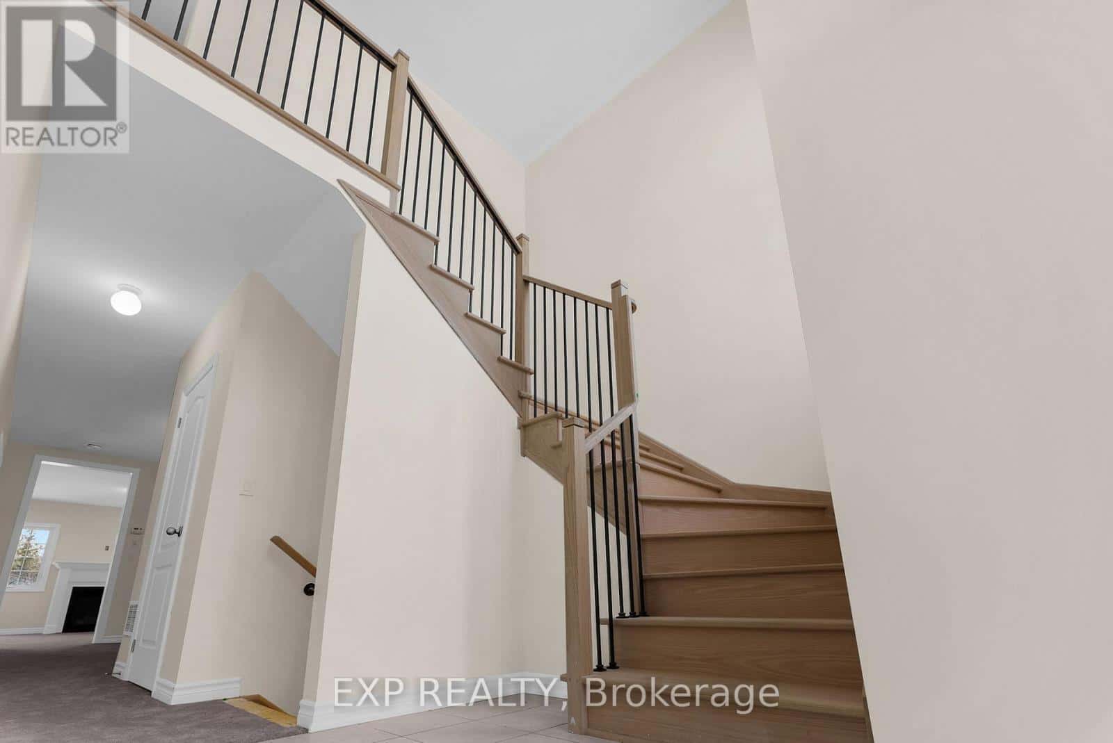 Georgina (Sutton & Jackson's Point), Ontario — Georgina (Sutton & Jackson's Point), Ontario - Photo 5 of 33