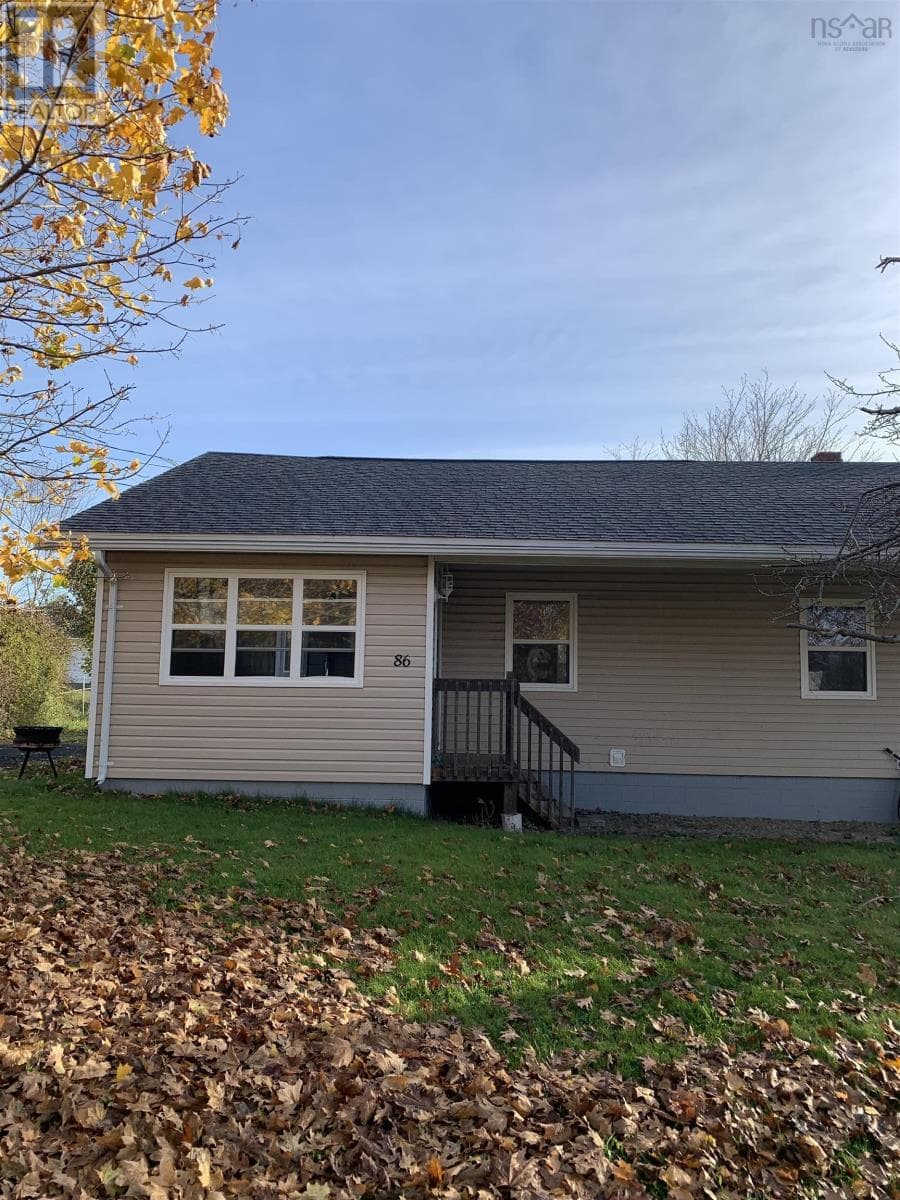 86 Third Avenue — Digby, Nova Scotia - Main photo