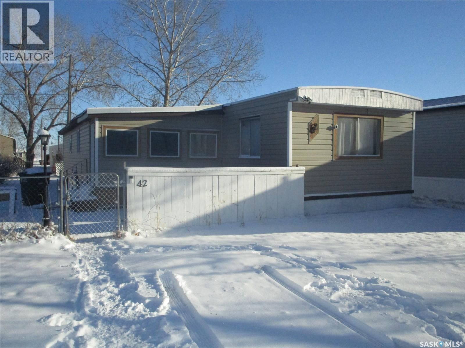 42 Sunrise ESTATES — Assiniboia, Saskatchewan - Main photo