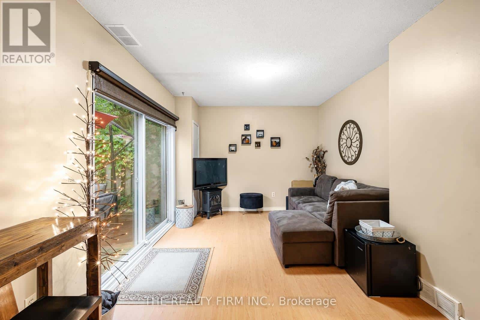 67 - 1990 WAVELL STREET — London East (East I), Ontario - Photo 3 of 24