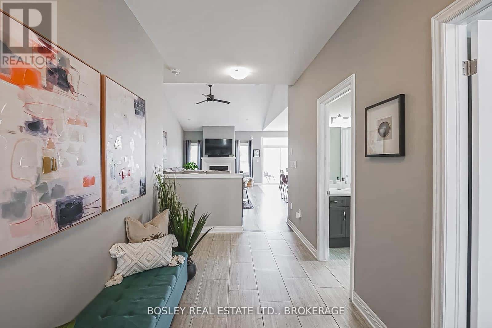 14 CINNAMON STREET — Thorold (Rolling Meadows), Ontario - Photo 5 of 44