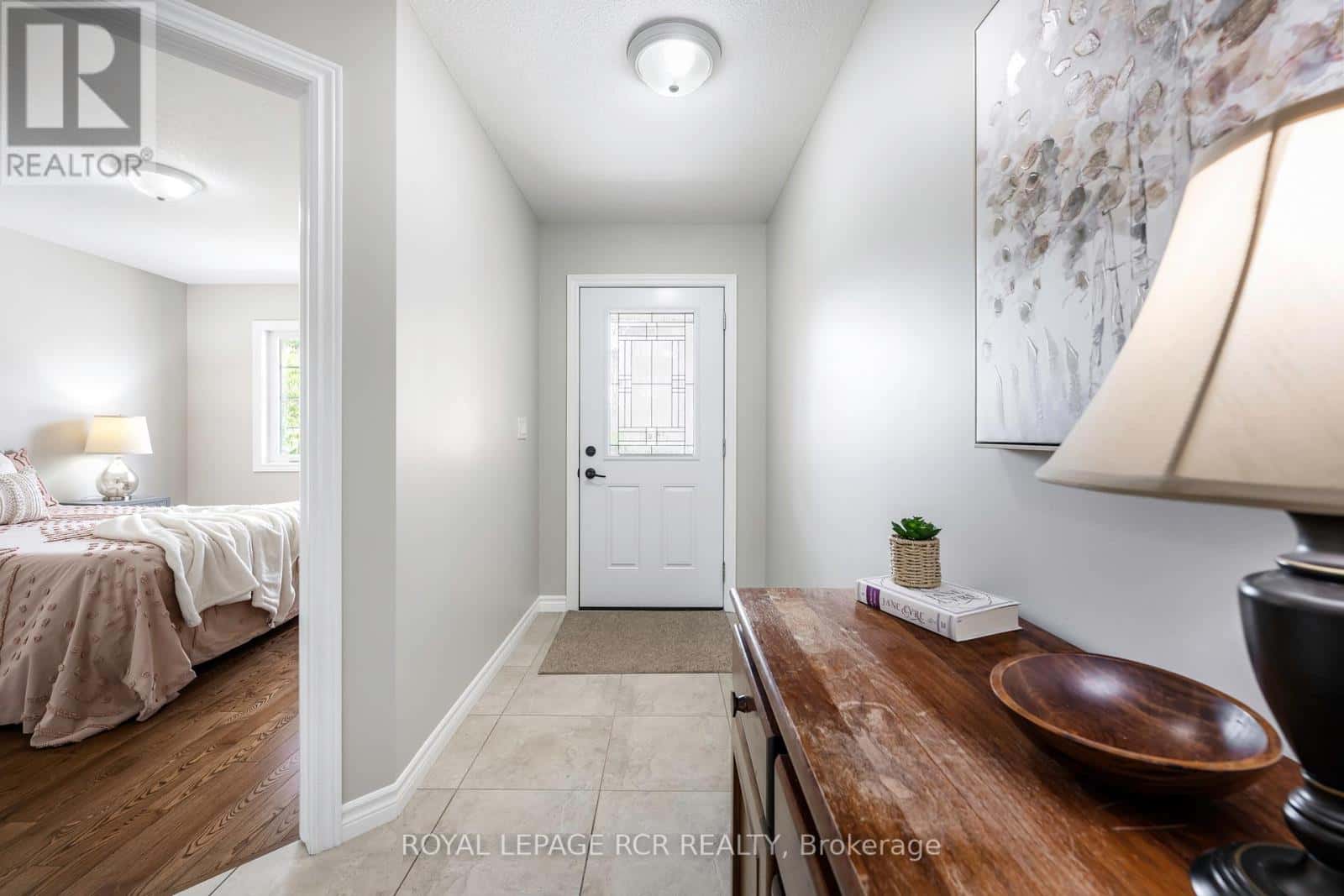 C6 - 401 BIRMINGHAM STREET E — Wellington North (Mount Forest), Ontario - Photo 2 of 39