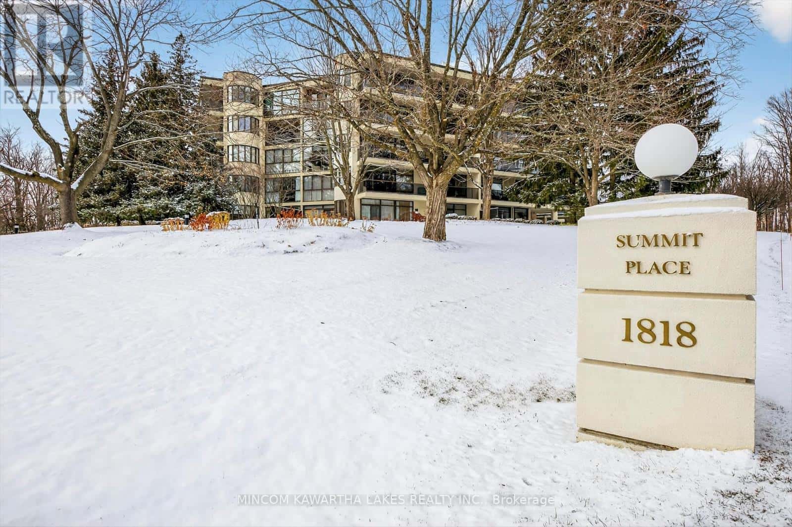 204 - 1818 CHERRYHILL ROAD — Peterborough (Monaghan Ward 2), Ontario - Photo 3 of 45