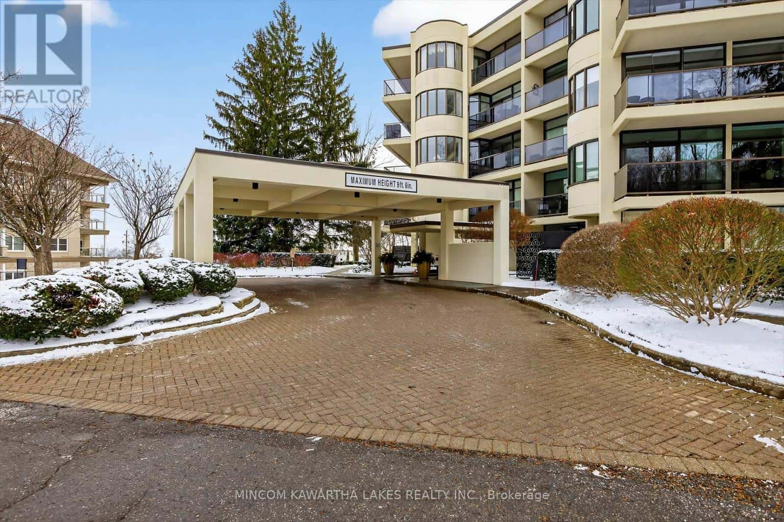 204 - 1818 CHERRYHILL ROAD — Peterborough (Monaghan Ward 2), Ontario - Photo 4 of 45