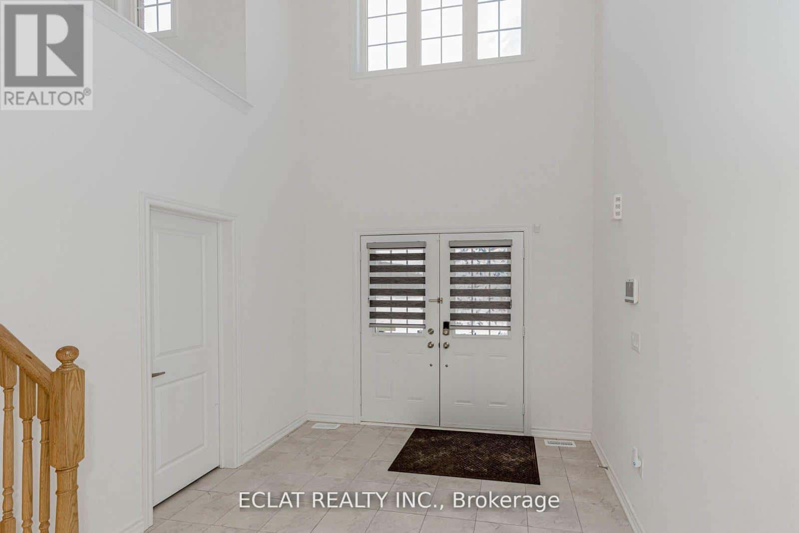 329 RUSSELL STREET — Southgate, Ontario - Photo 3 of 45