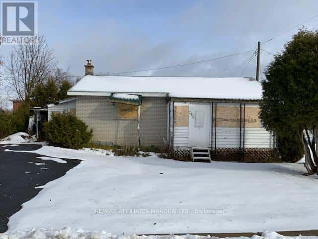 265 DOMINION STREET N — North Glengarry, Ontario - Photo 2 of 5