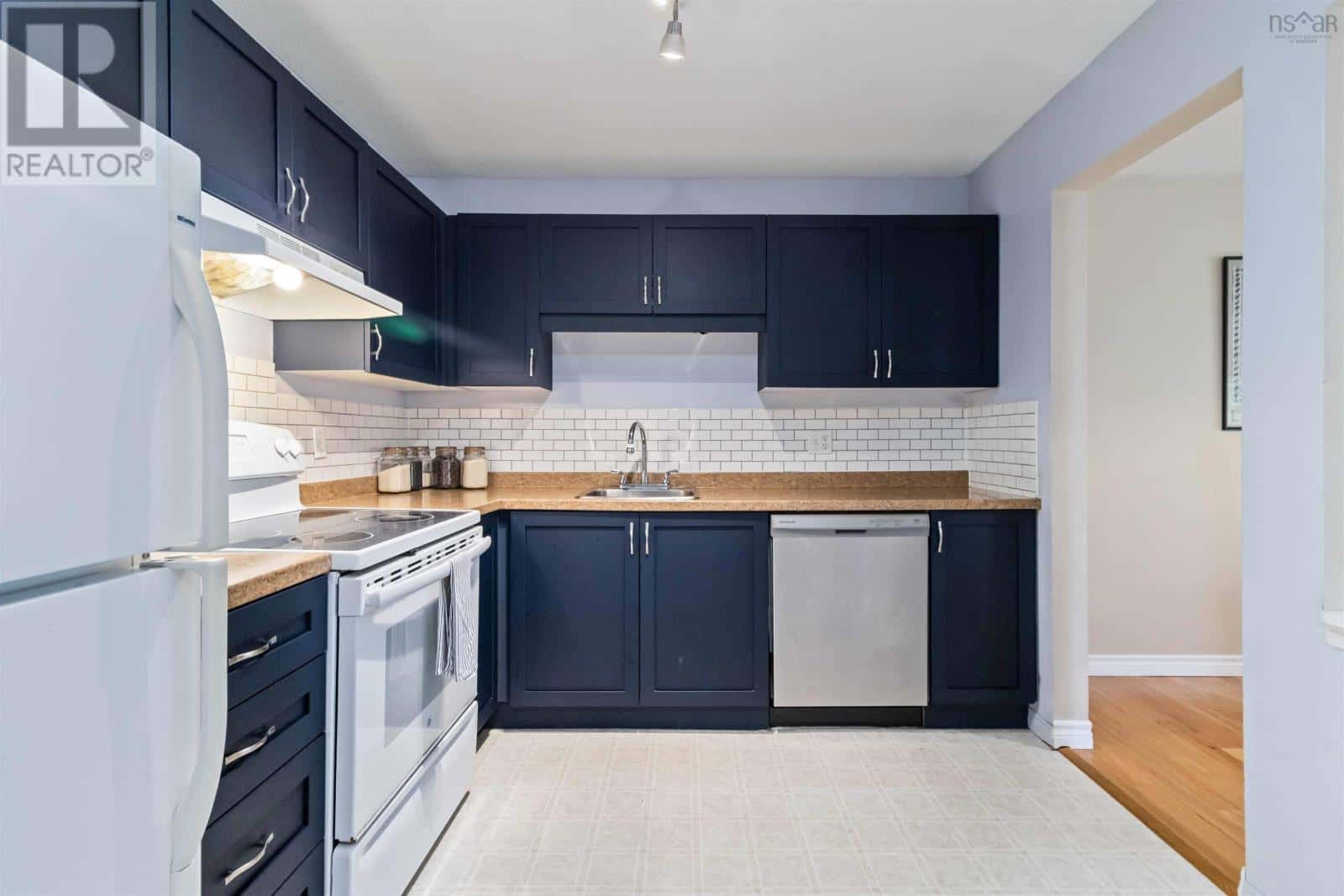 401 12 Spinnaker Drive — Armdale, Nova Scotia - Photo 3 of 31