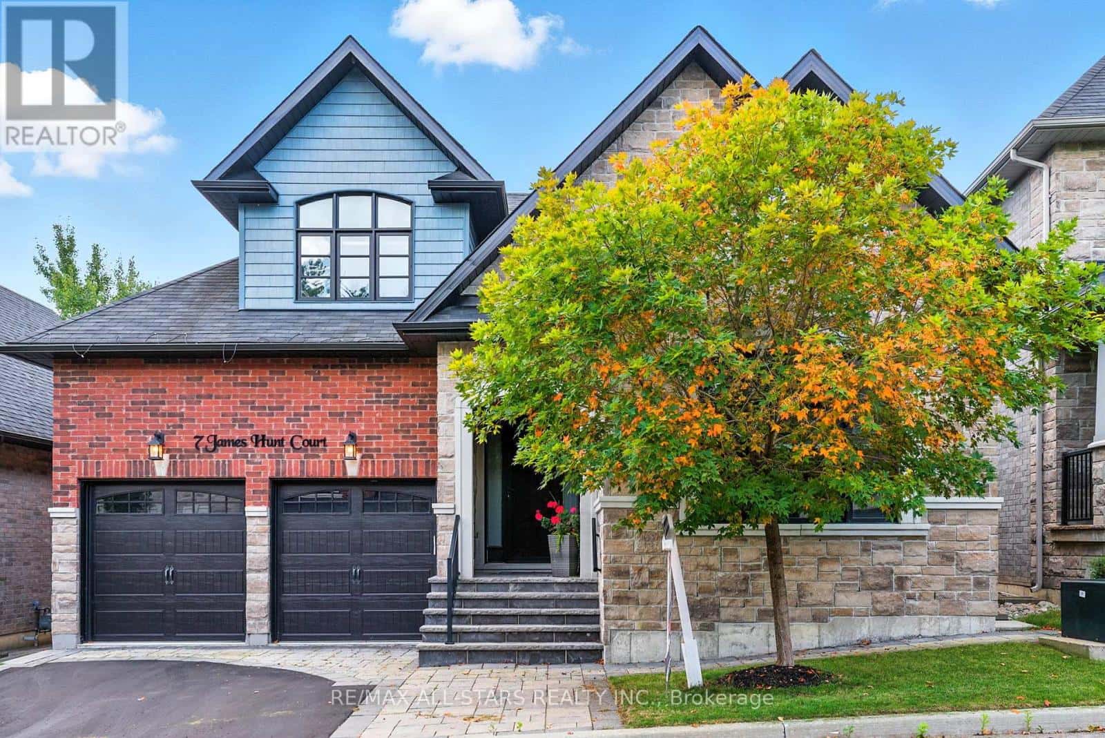 7 OS JAMES HUNT COURT — Uxbridge, Ontario - Photo 2 of 44