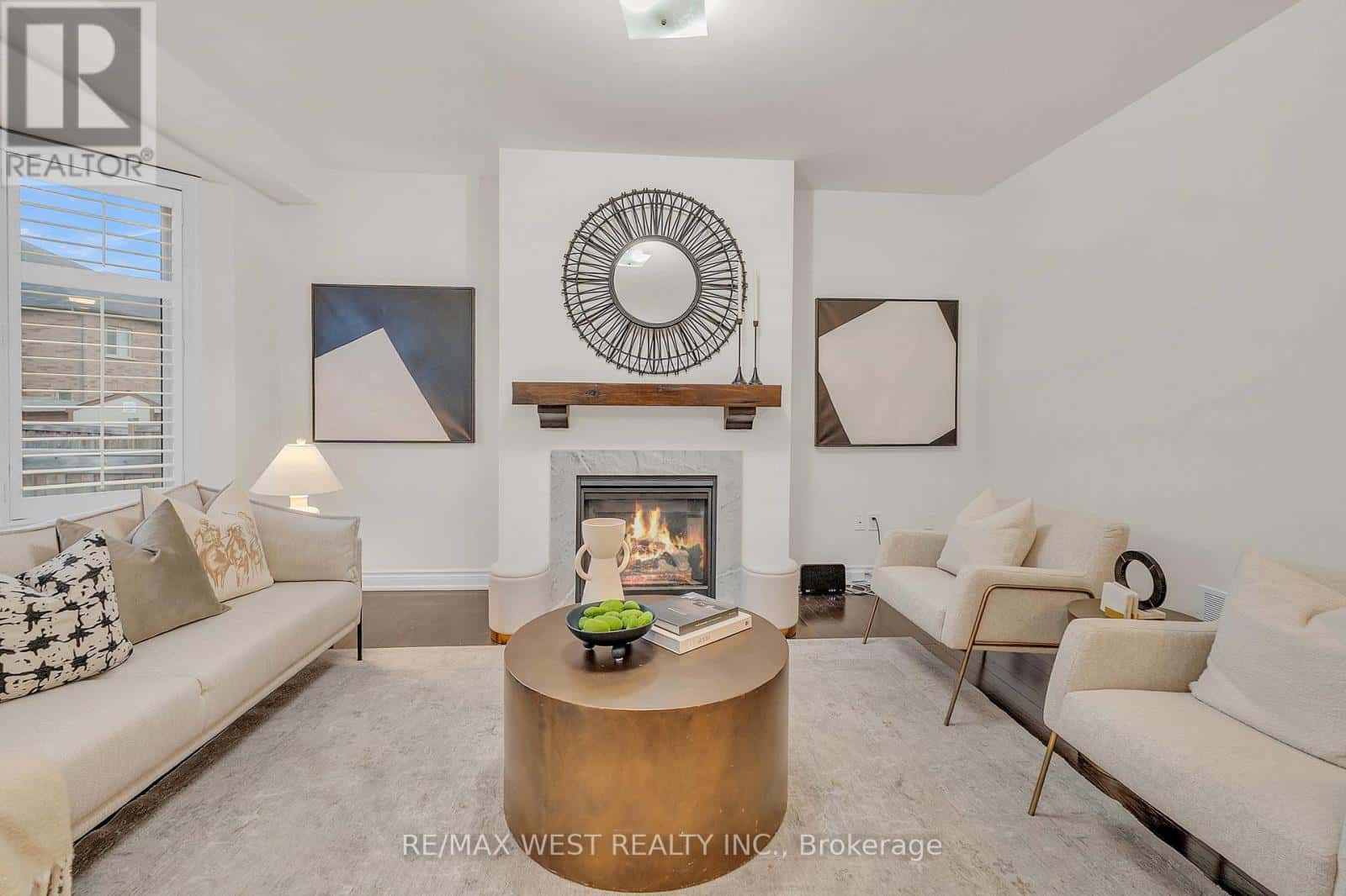 79 ALGOMA DRIVE N — Vaughan (Kleinburg), Ontario - Photo 3 of 26