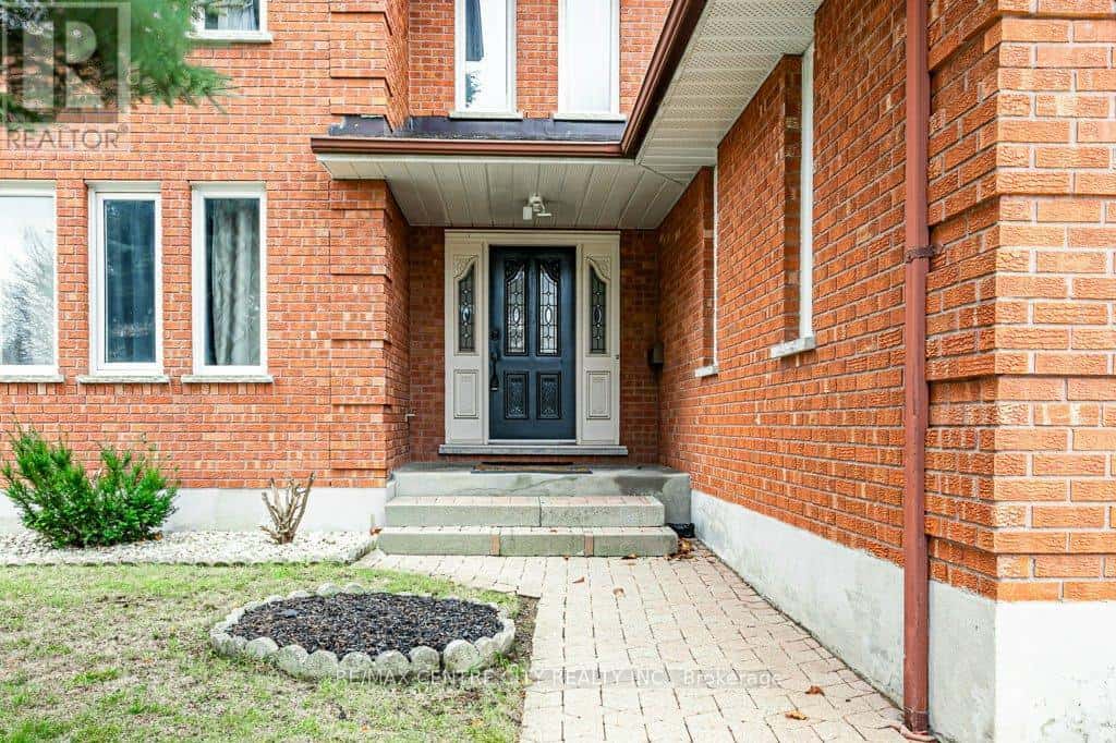506 EATON PARK DRIVE — London South (South N), Ontario - Photo 2 of 50