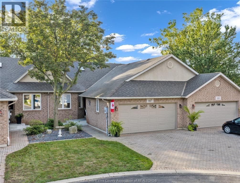 117 CROSSWINDS — Kingsville, Ontario - Main photo