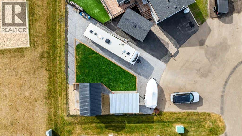 166, 41019 Range Road 11 — Rural Lacombe County, Alberta - Photo 3 of 39