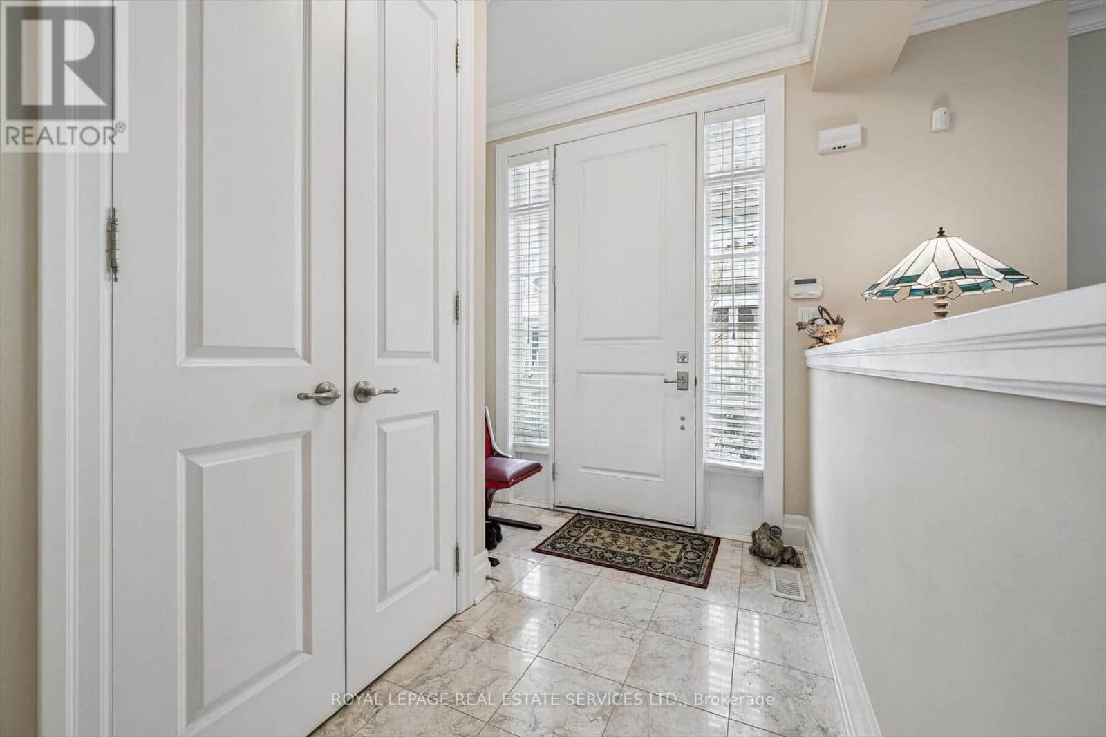 26 - 2369 ONTARIO STREET - Photo 5 of 50, Oakville (BR Bronte), Ontario