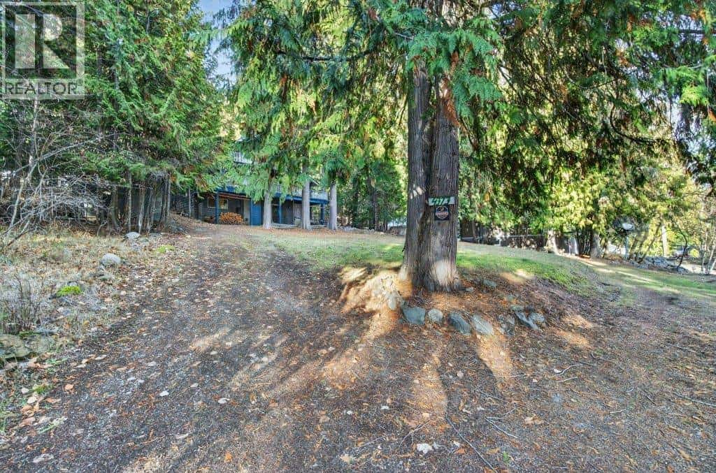 4373 Copper Cove Road — Scotch Creek, British Columbia - Photo 3 of 83