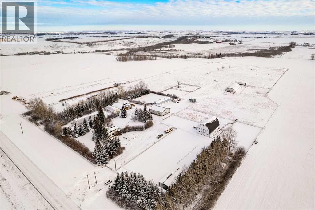 10 & 20, 30061 Range Road 23 — Rural Mountain View County, Alberta - Main photo