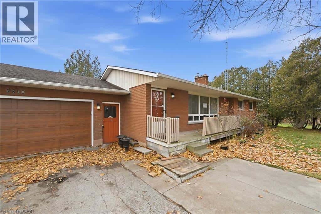 8520 SIXTEEN Road — Caistor Centre, Ontario - Photo 3 of 50