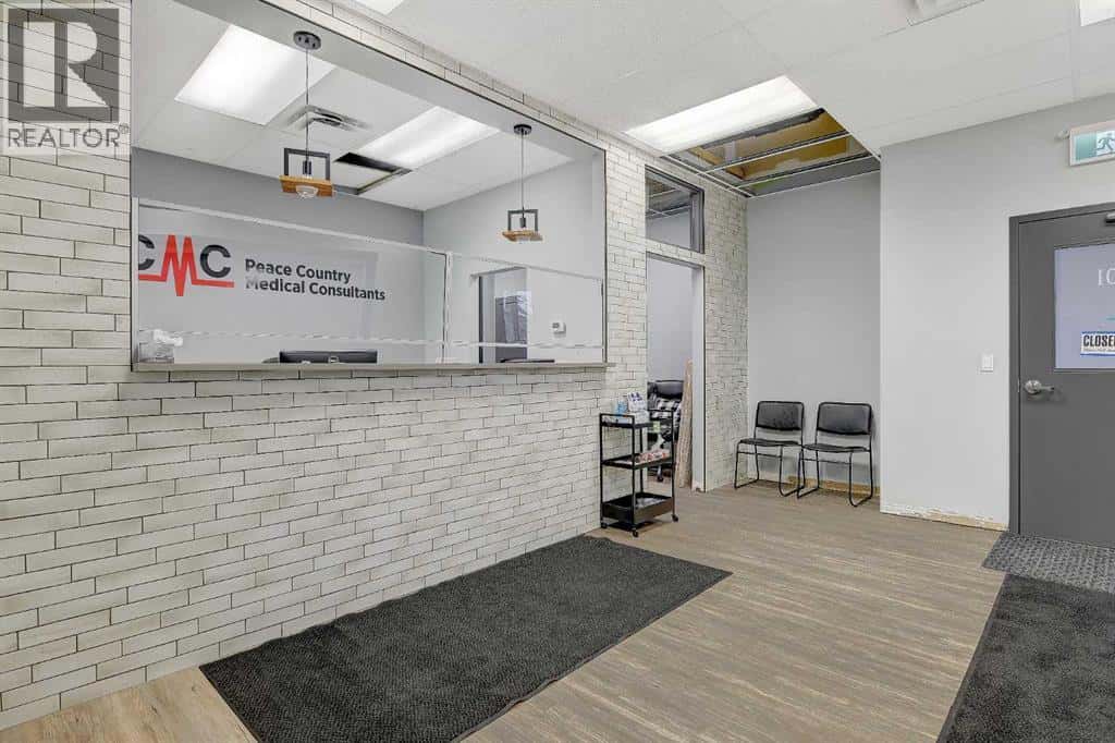 101, 10055 120 Avenue — Grande Prairie, Alberta - Photo 4 of 25