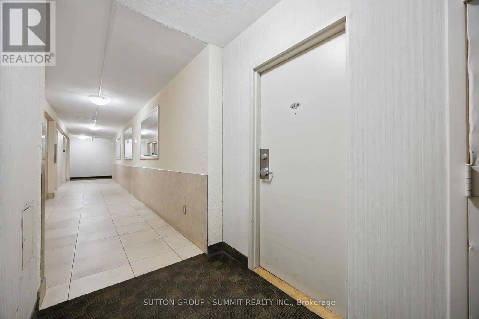 2110 - 5 MASSEY SQUARE — Toronto (Crescent Town), Ontario - Photo 5 of 47