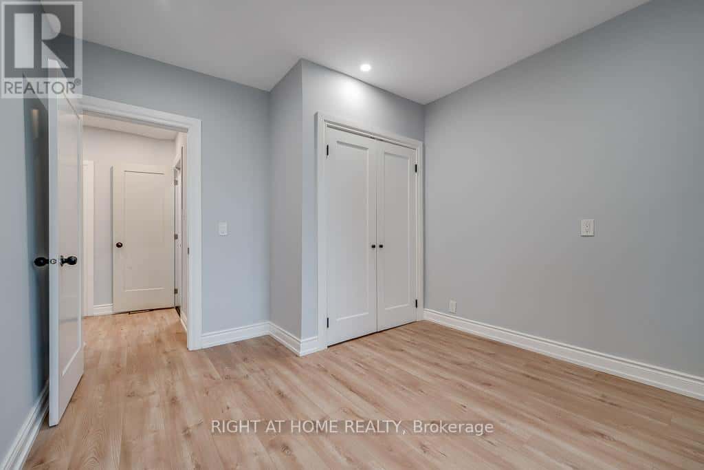 97 MADAWASKA STREET — Arnprior, Ontario - Photo 5 of 28