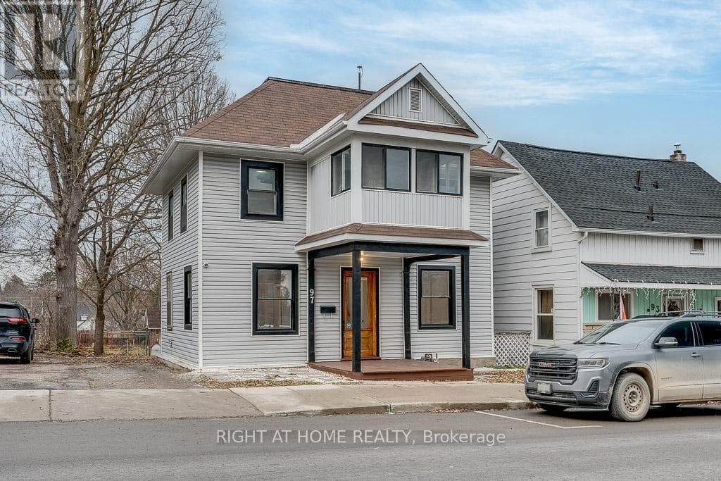 97 MADAWASKA STREET — Arnprior, Ontario - Main photo