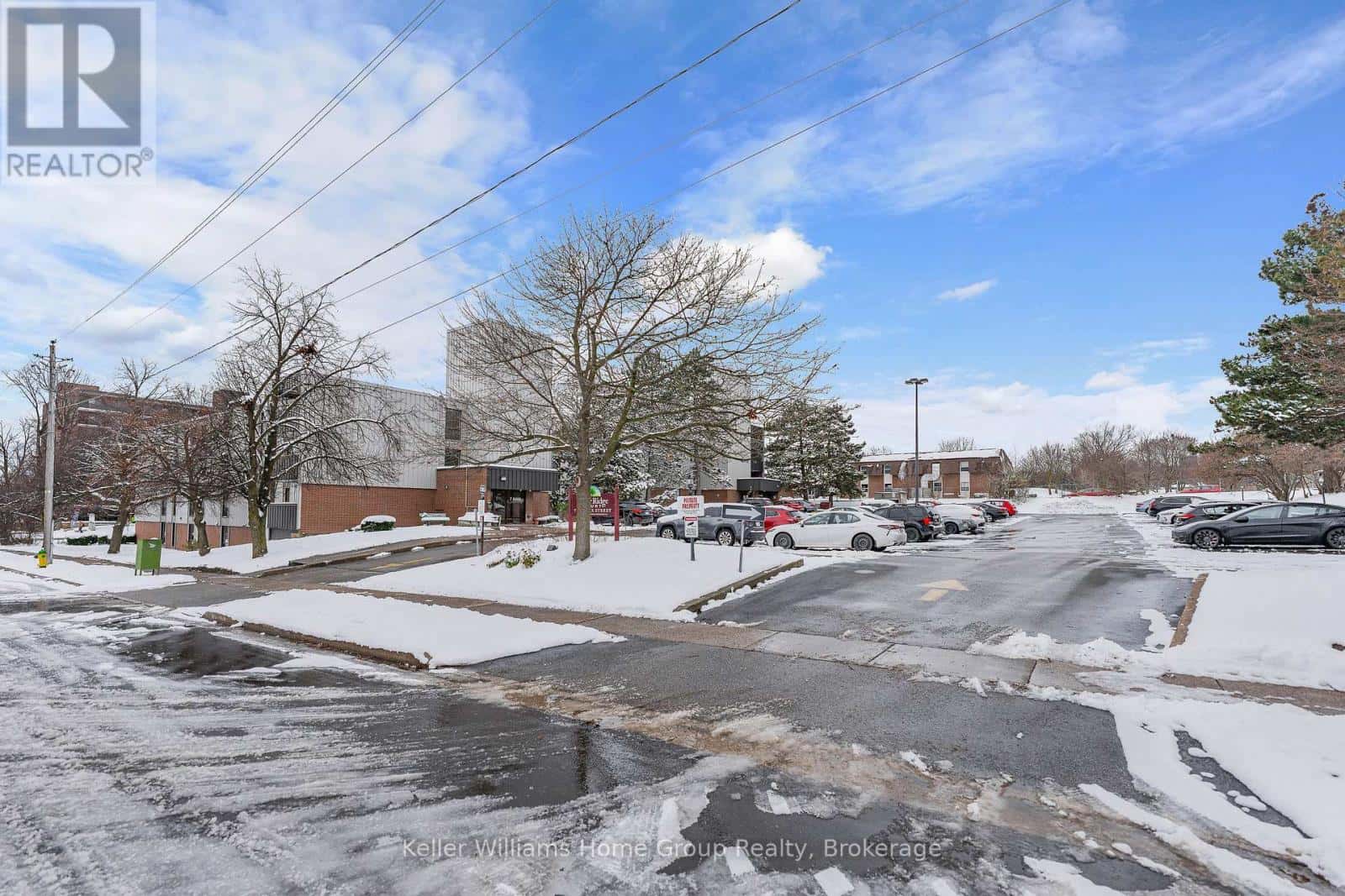 204 - 9 AJAX STREET — Guelph (Junction/Onward Willow), Ontario - Photo 3 of 47