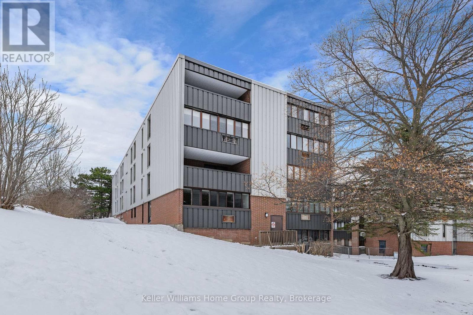 204 - 9 AJAX STREET — Guelph (Junction/Onward Willow), Ontario - Main photo