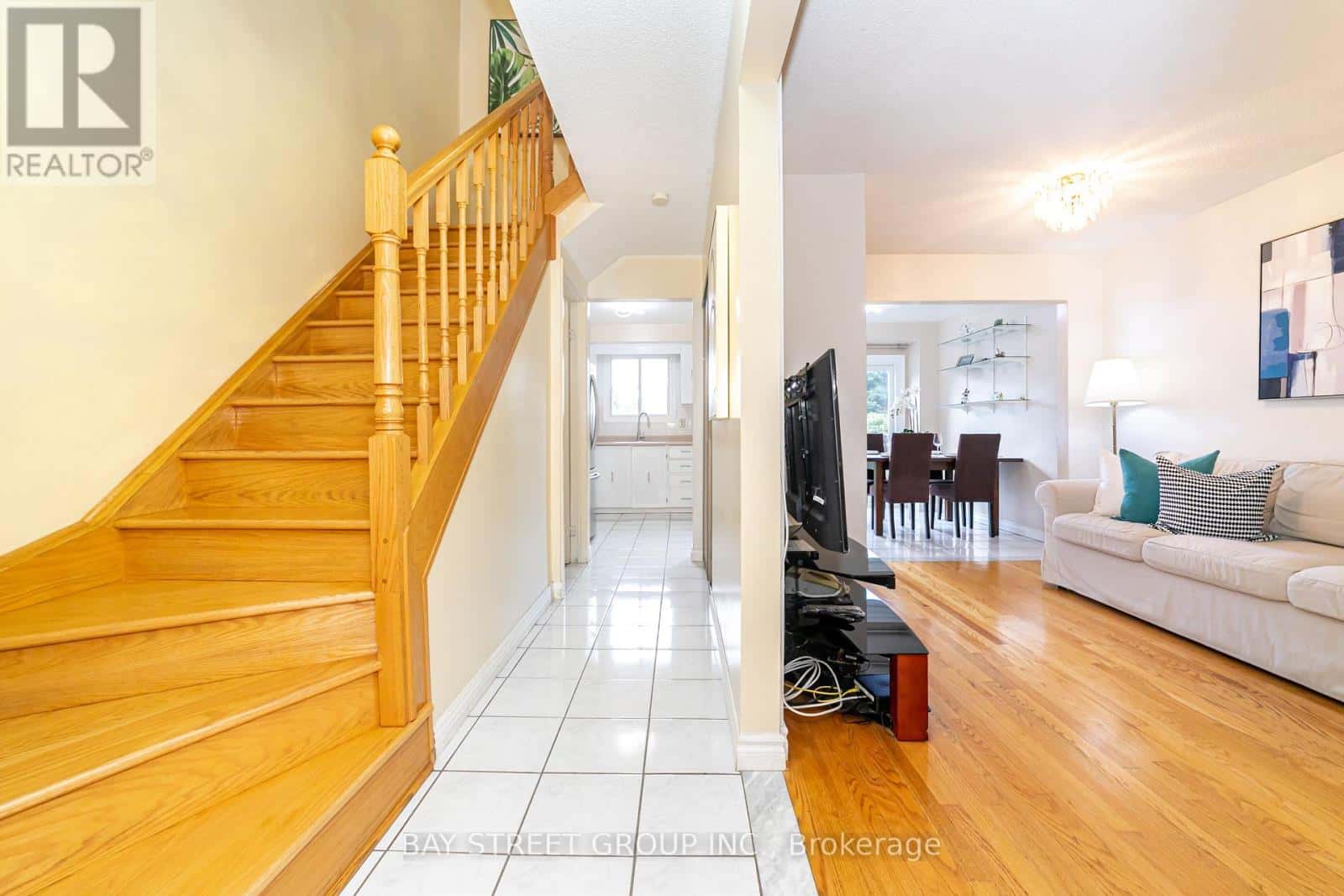 61 MABLEY CRESCENT — Vaughan (Lakeview Estates), Ontario - Photo 4 of 33