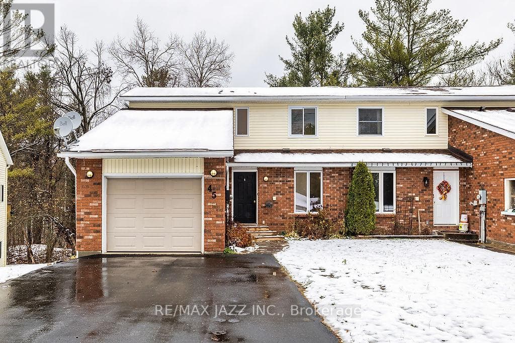 45 MILTON STREET — Bracebridge (Macaulay), Ontario - Main photo