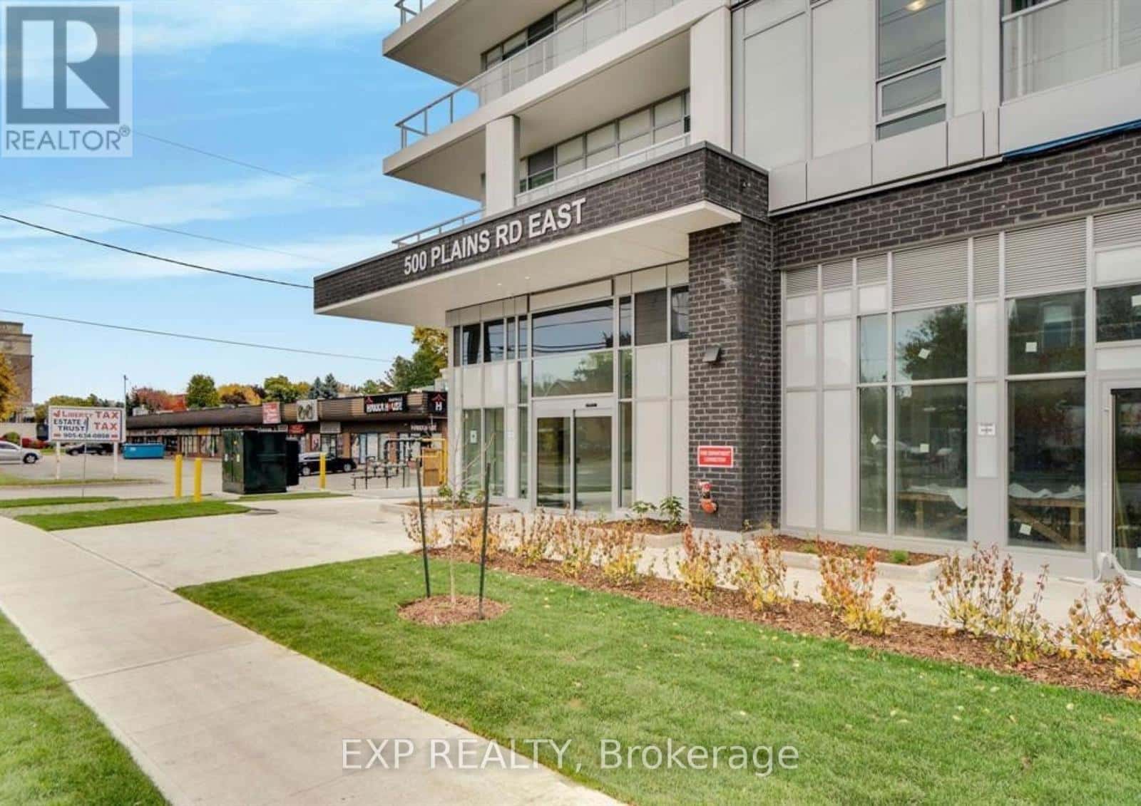 302 - 500 PLAINS ROAD E — Burlington (LaSalle), Ontario - Photo 4 of 32