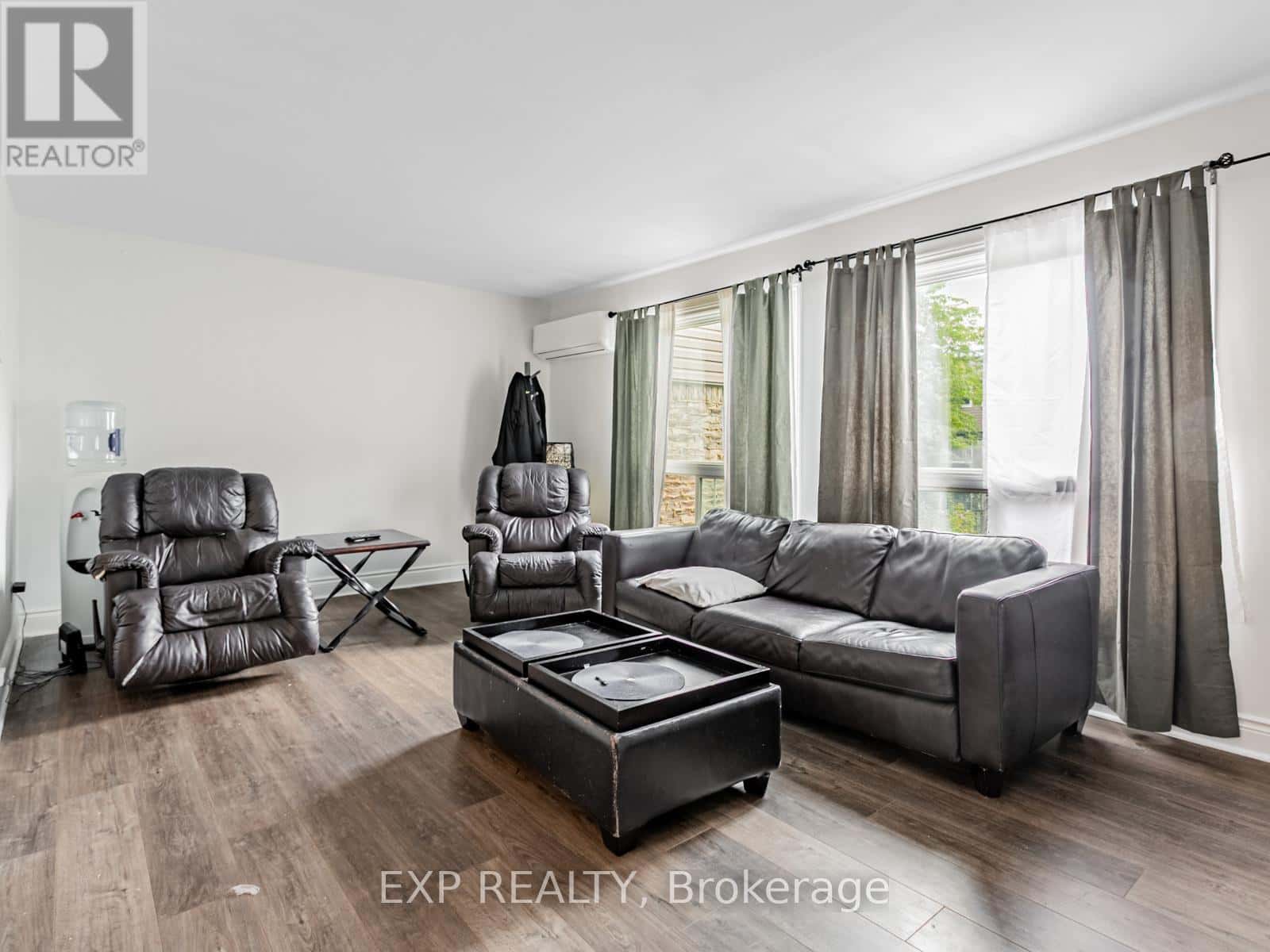 64 - 2050 UPPER MIDDLE ROAD — Burlington (Brant Hills), Ontario - Photo 4 of 29