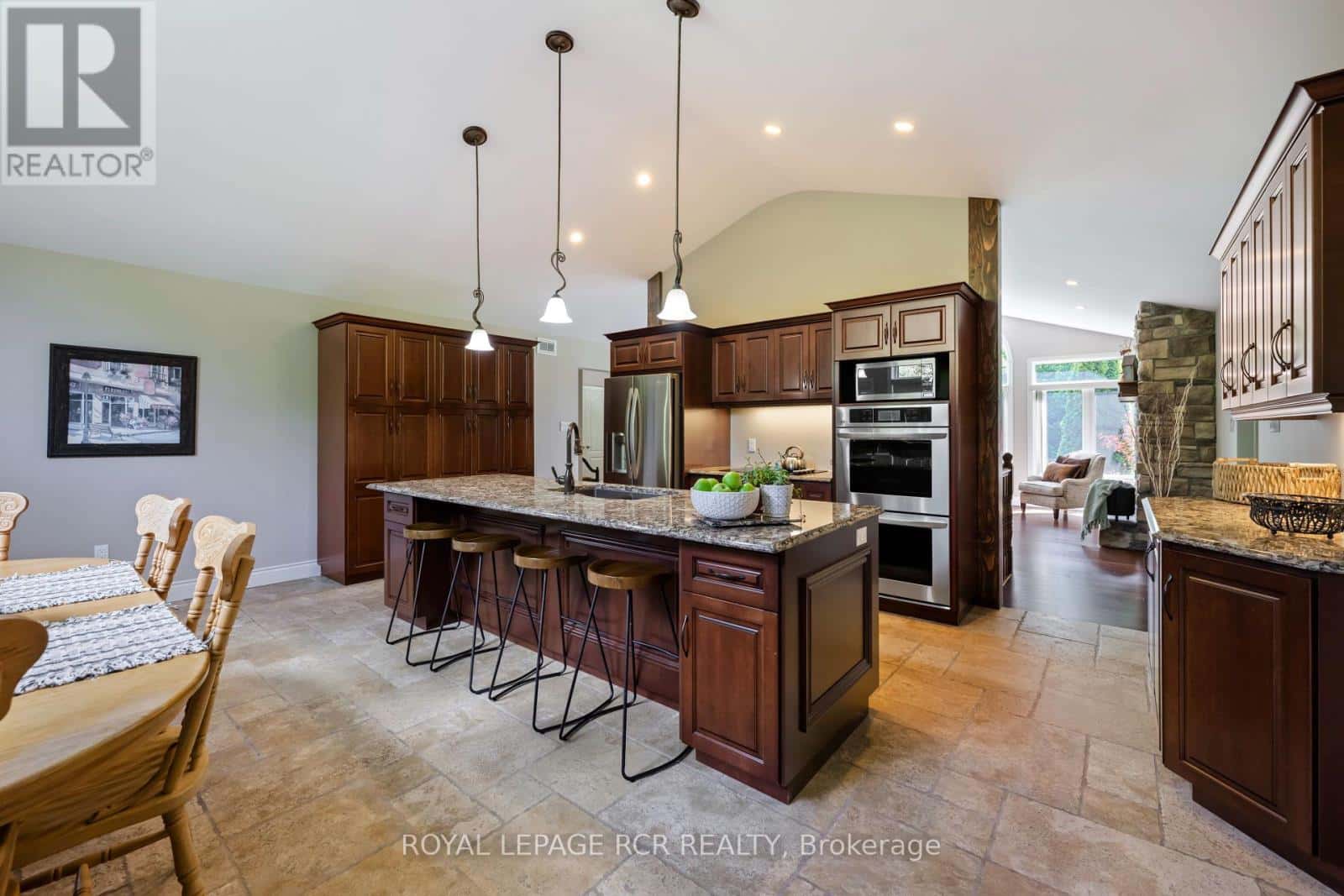 555374 MONO AMARANTH TOWNLINE — Amaranth, Ontario - Photo 4 of 42