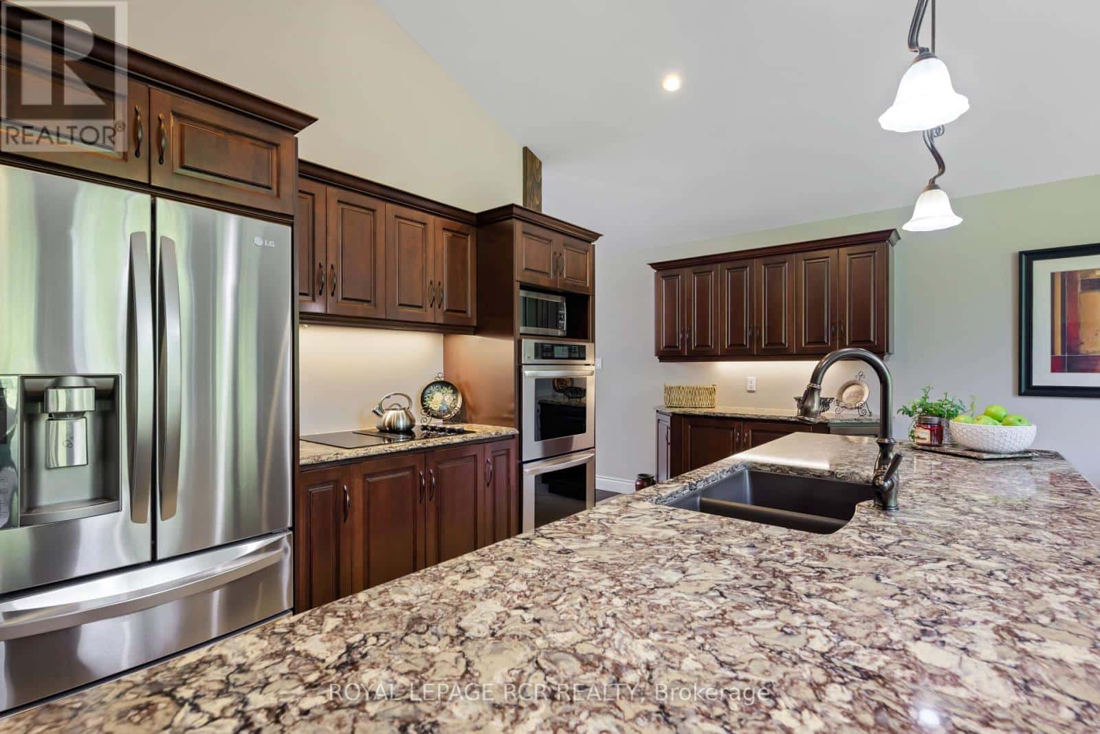 555374 MONO AMARANTH TOWNLINE — Amaranth, Ontario - Photo 5 of 42