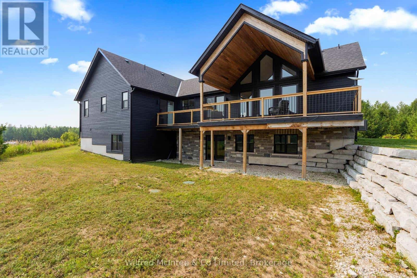 574461 SIDEROAD 40 — West Grey, Ontario - Photo 2 of 28