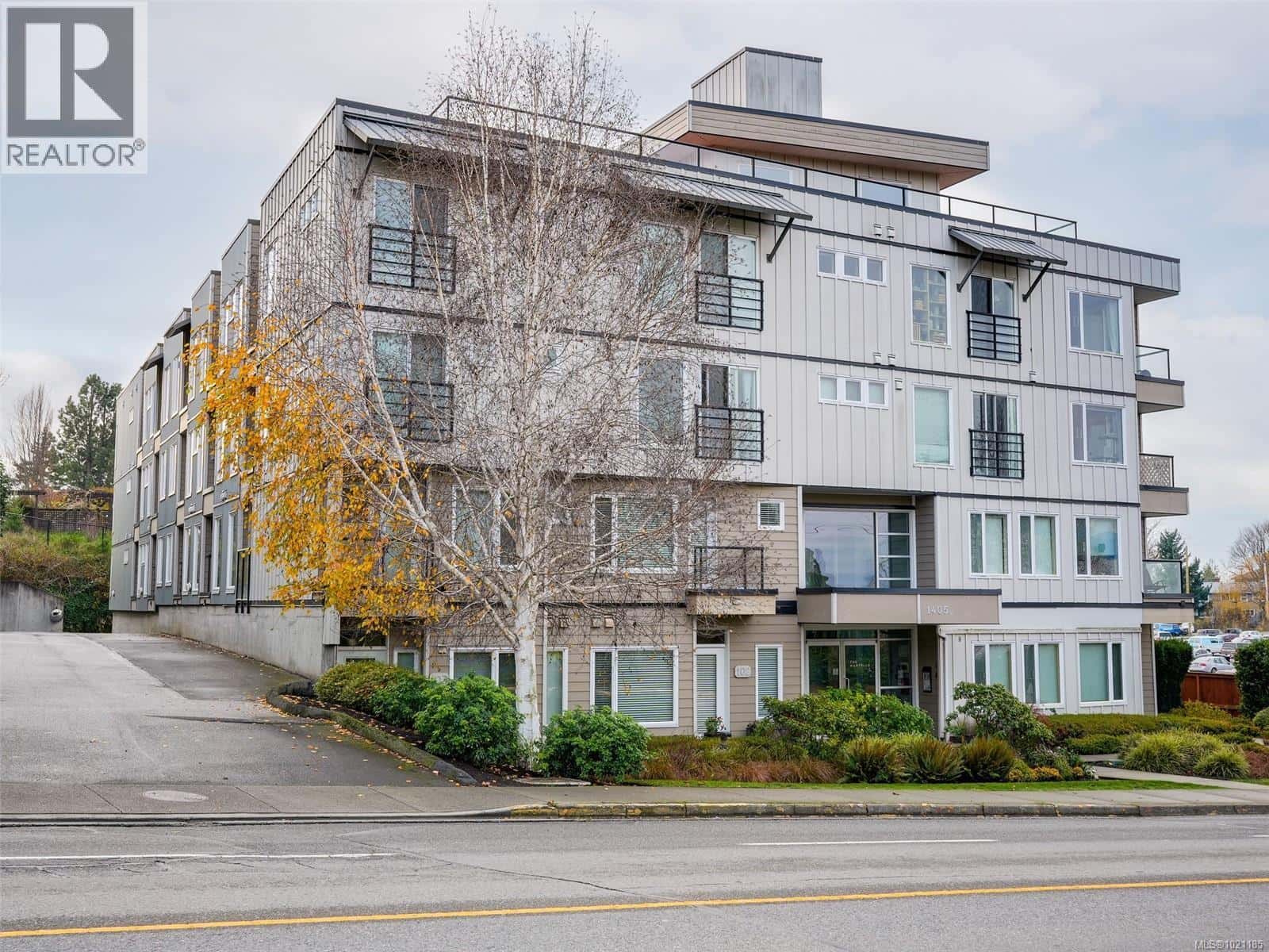 1405 Esquimalt Street 409