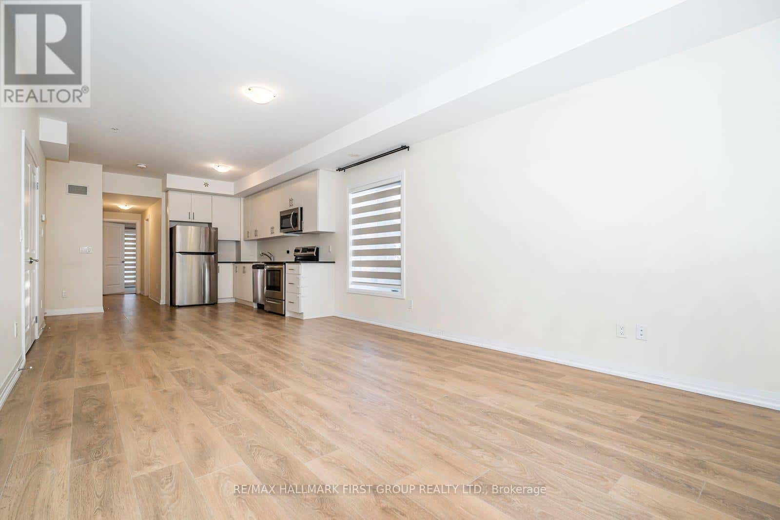 212 - 2635 WILLIAM JACKSON DRIVE — Pickering (Duffin Heights), Ontario - Photo 3 of 35