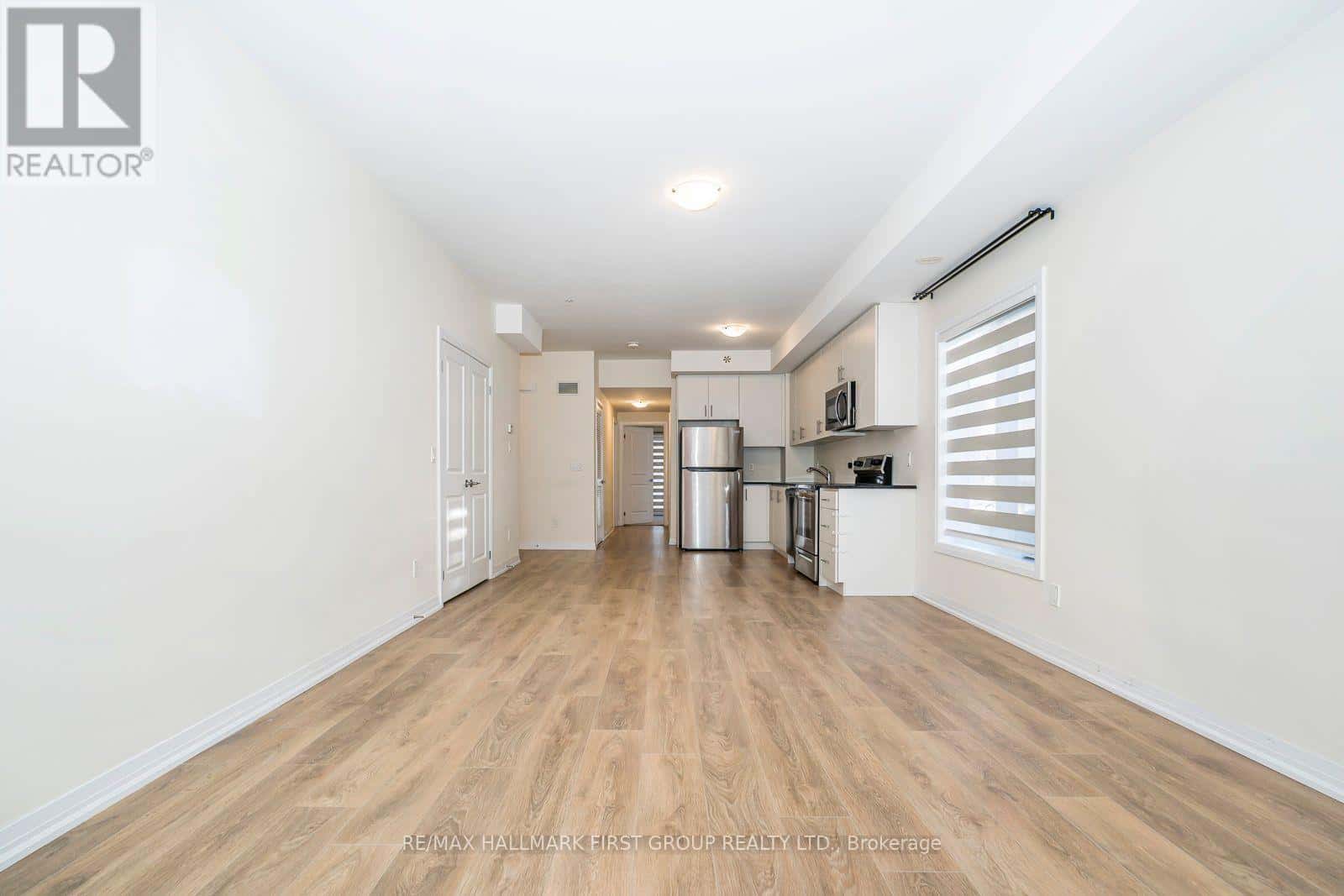 212 - 2635 WILLIAM JACKSON DRIVE — Pickering (Duffin Heights), Ontario - Photo 4 of 35