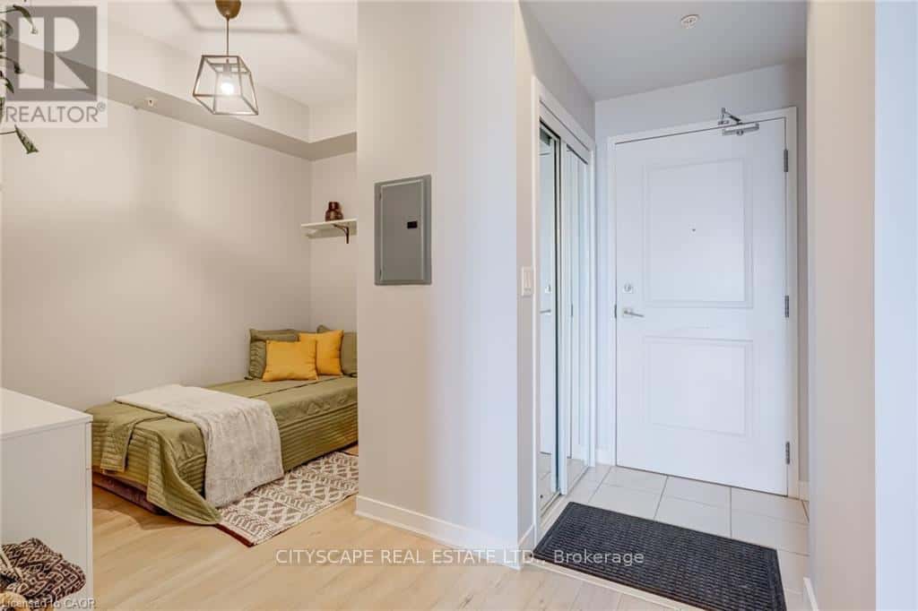 332 - 5010 CORPORATE DRIVE — Burlington (Uptown), Ontario - Photo 4 of 34