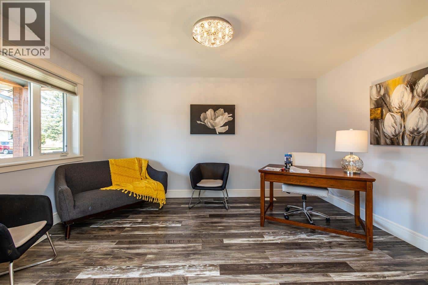 246 BURDEN STREET — Prince George, British Columbia - Photo 3 of 27