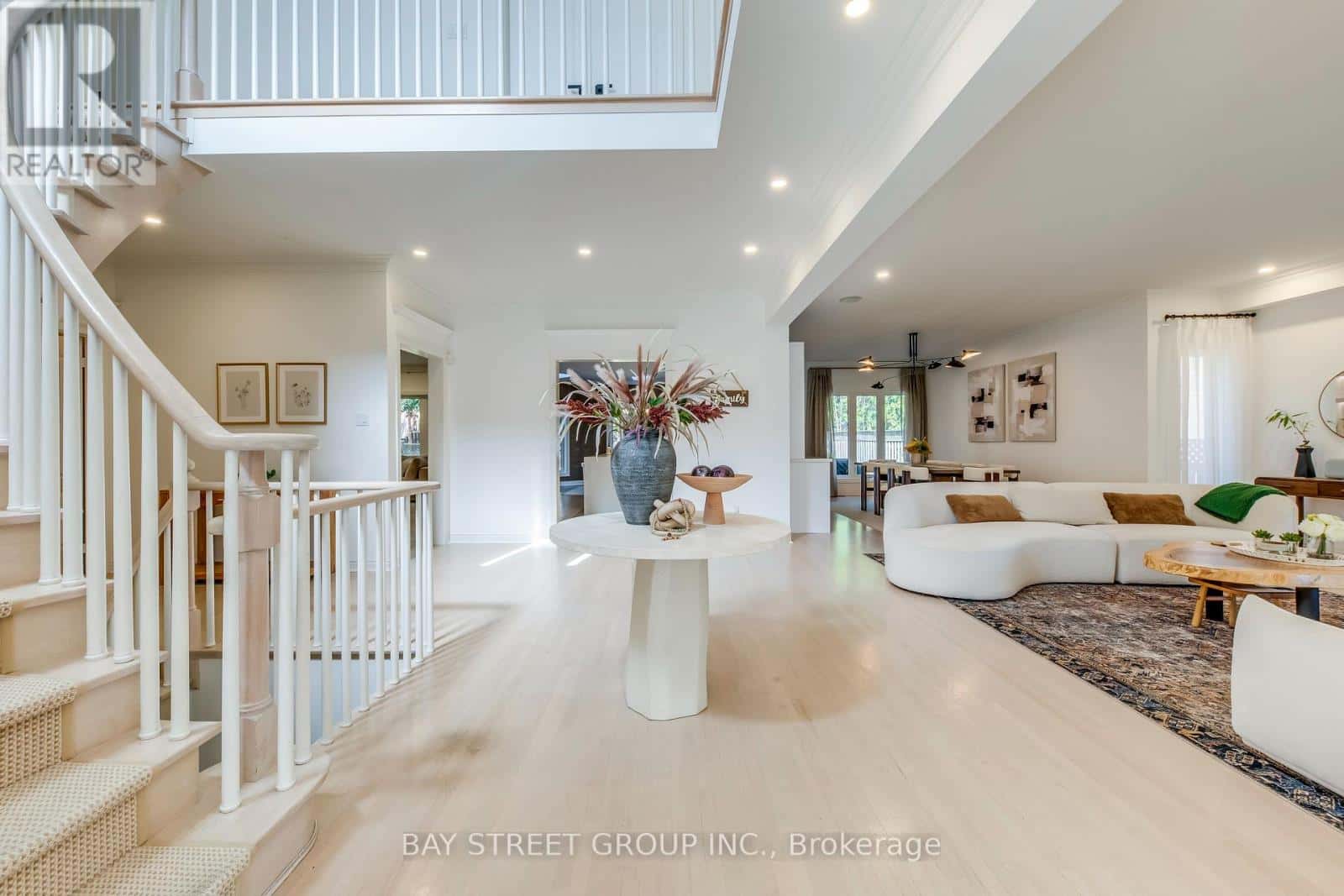 128 BEVERLEY GLEN BOULEVARD — Vaughan (Beverley Glen), Ontario - Photo 5 of 50