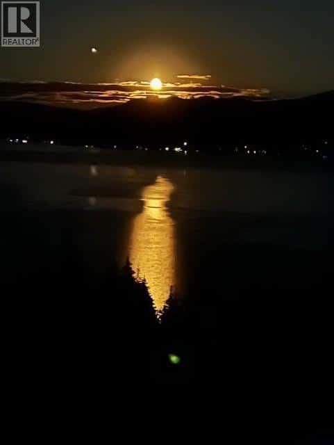 4465 Squilax-Anglemont Road — Scotch Creek, British Columbia - Photo 4 of 49