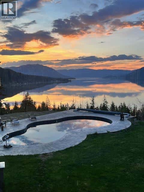 4465 Squilax-Anglemont Road — Scotch Creek, British Columbia - Photo 5 of 49