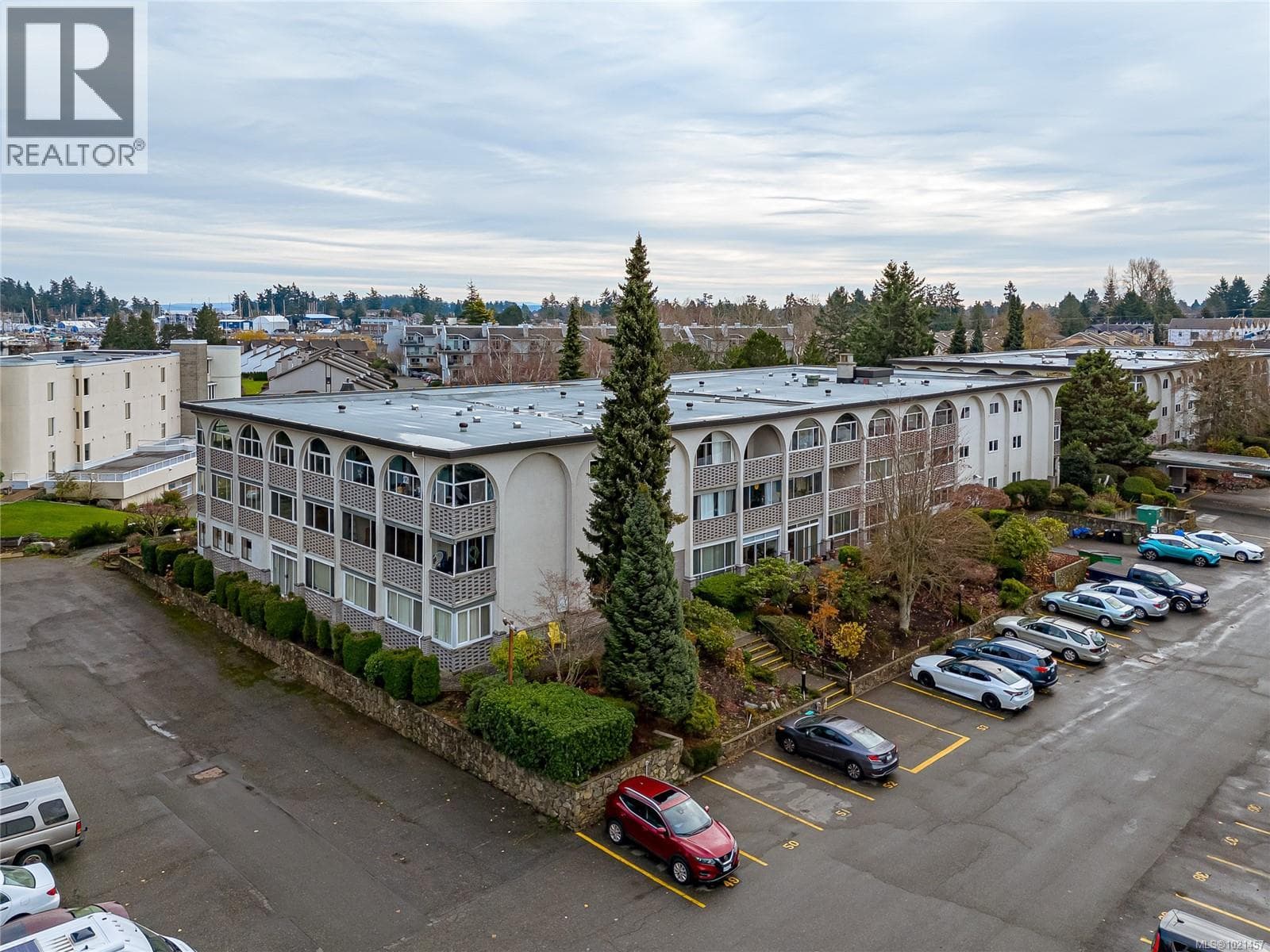 307 2050 White Birch Rd — Sidney, British Columbia - Main photo