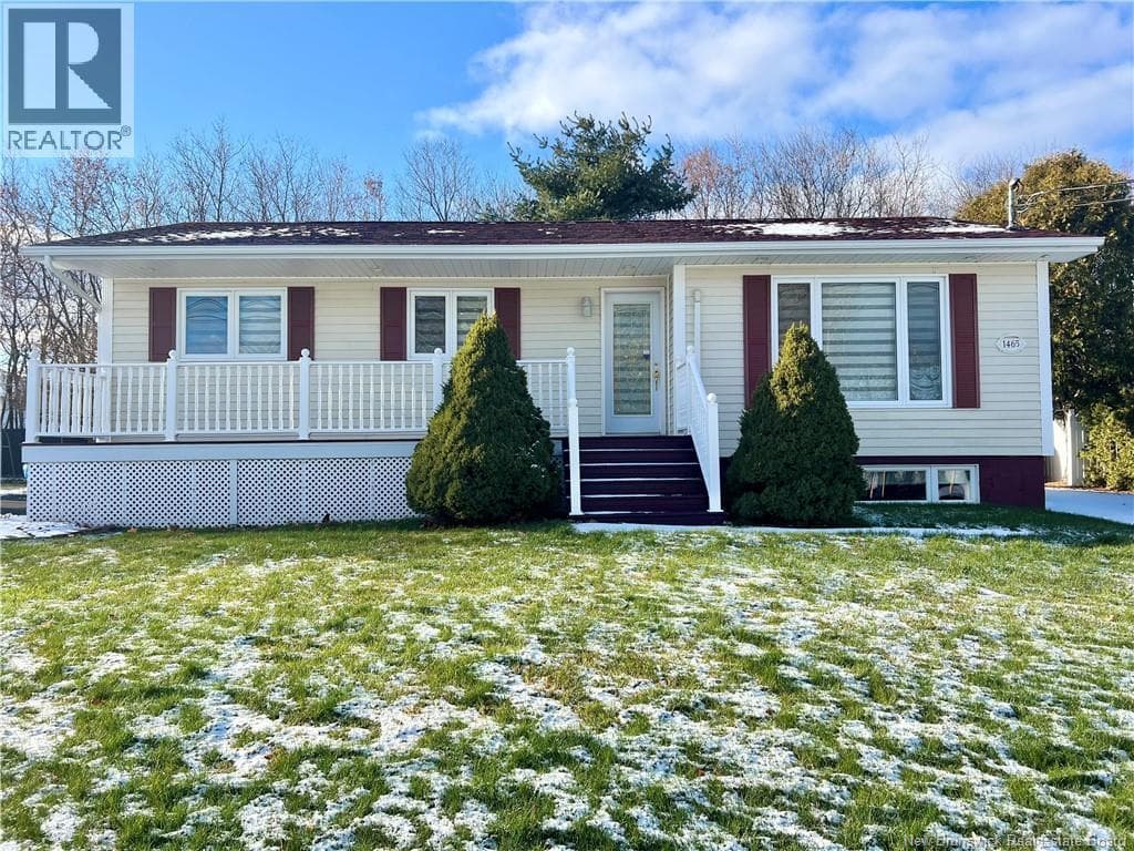 1465 Maria Avenue — Bathurst, New Brunswick - Main photo