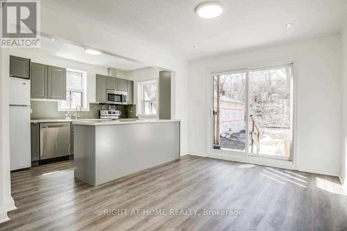 1738 BAYVIEW AVENUE — Toronto (Mount Pleasant East), Ontario - Photo 4 of 19